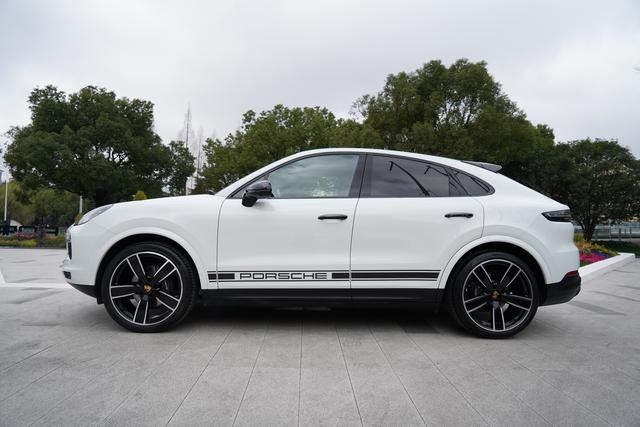 Porsche Cayenne Coupe