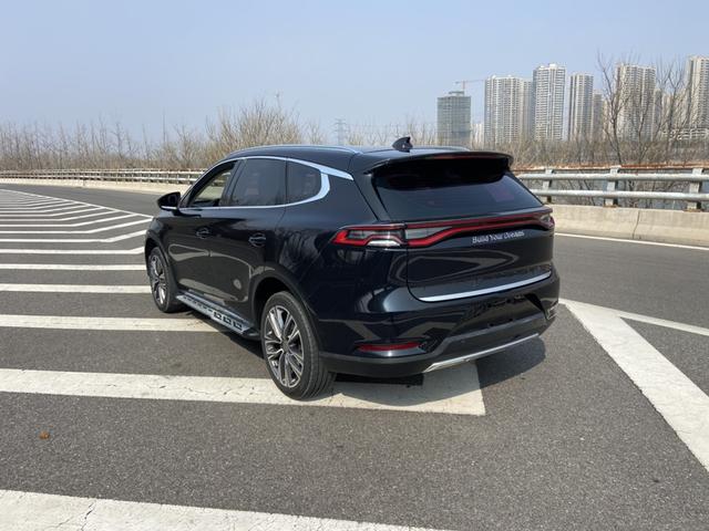 BYD Tang