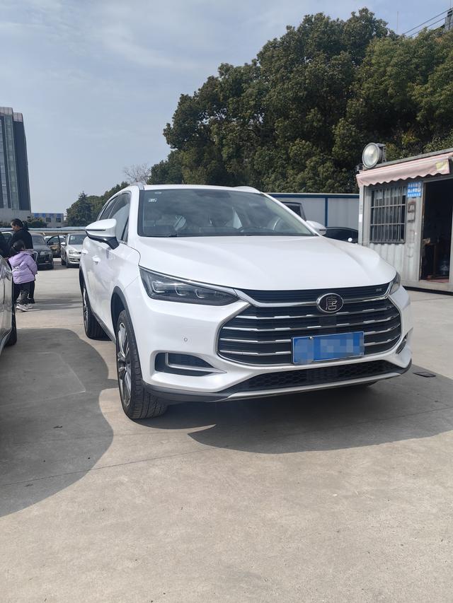 BYD Tang