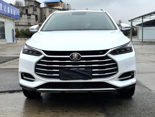 BYD Tang