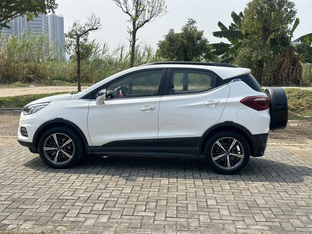 BYD Yuan EV