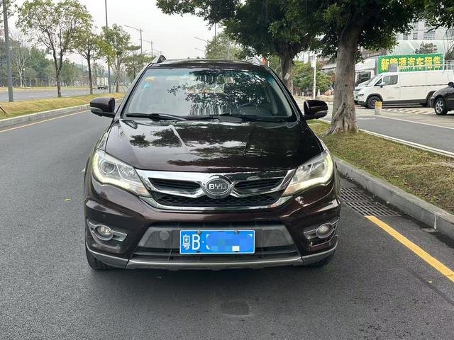 BYD S7