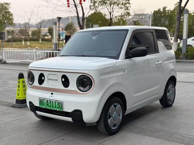 Geely Panda