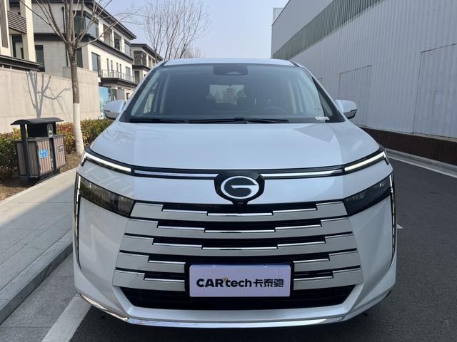 GAC Trumpchi E8