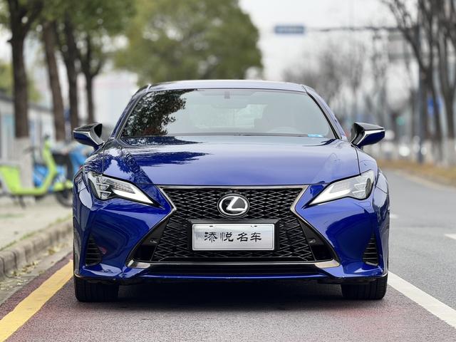 Lexus RC