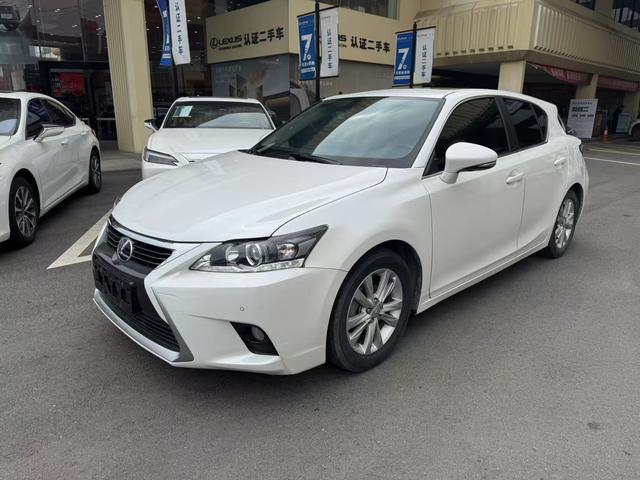 Lexus CT