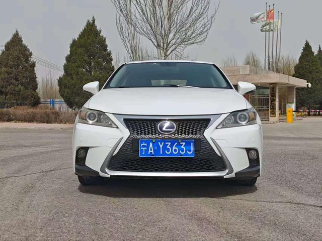 Lexus CT