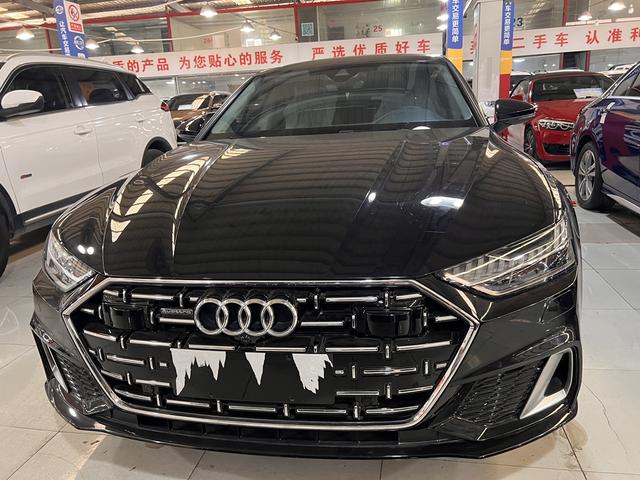 Audi A7L