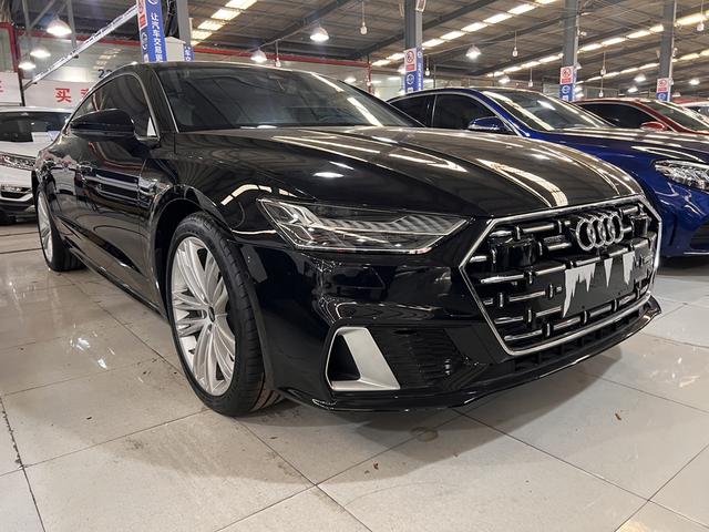 Audi A7L