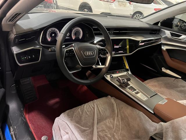 Audi A7L