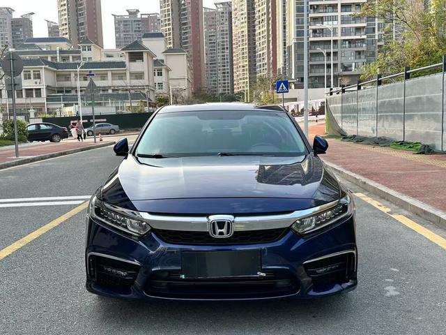 Honda Inspire