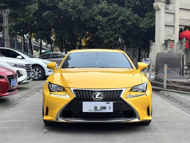 Lexus RC