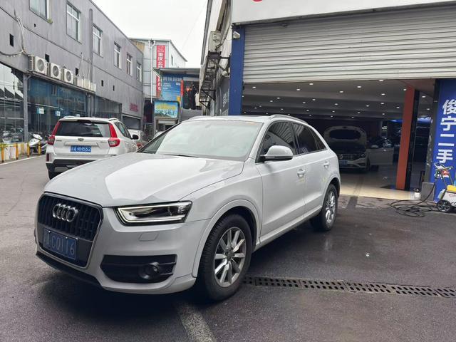 Audi Q3 (imported)