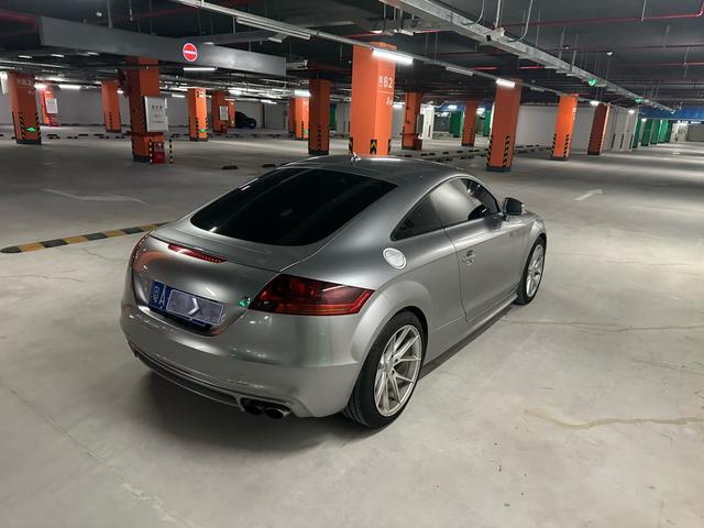 Audi TTS