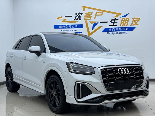 Audi Q2L