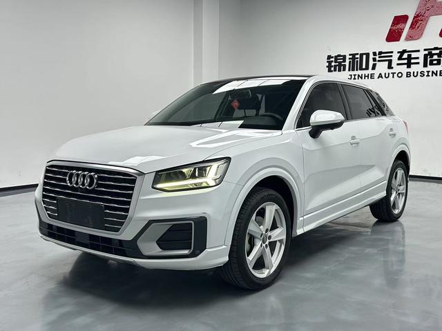 Audi Q2L