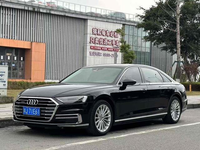 Audi A8