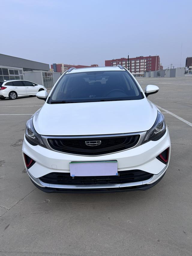 Geely Emgrand GS