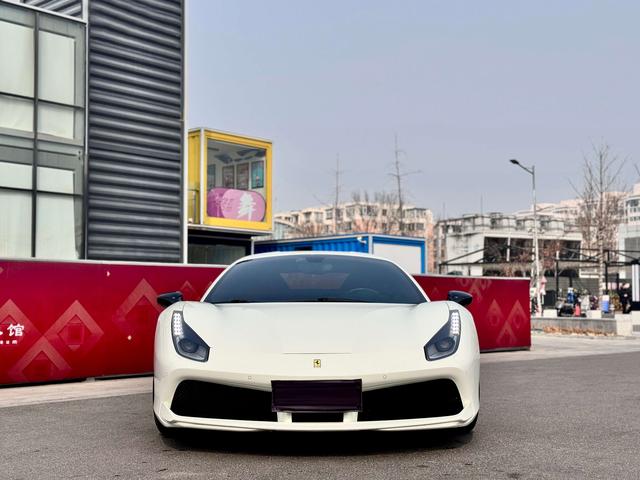 Ferrari 488