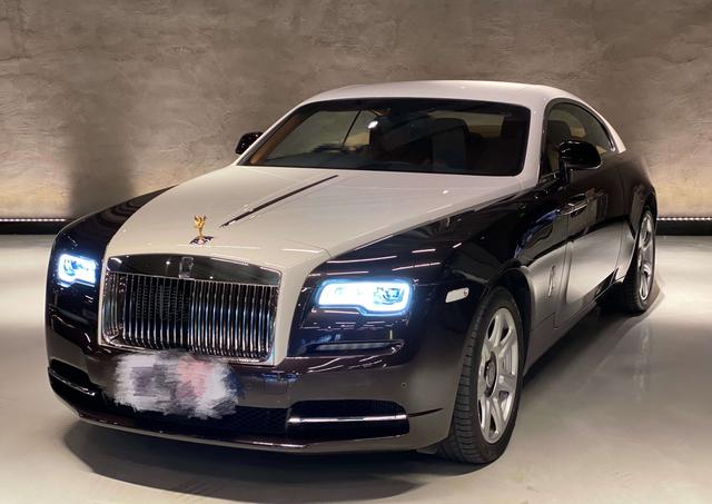 Rolls Royce Phantom