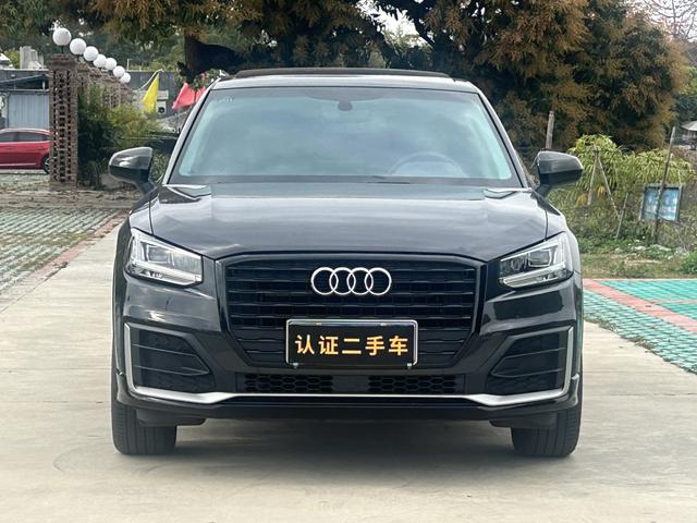 Audi Q2L