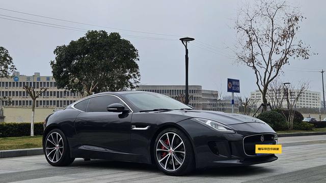 Jaguar F-TYPE