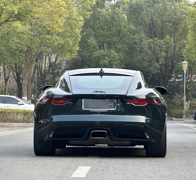 Jaguar F-TYPE