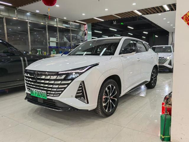 Changan UNI-Z PHEV