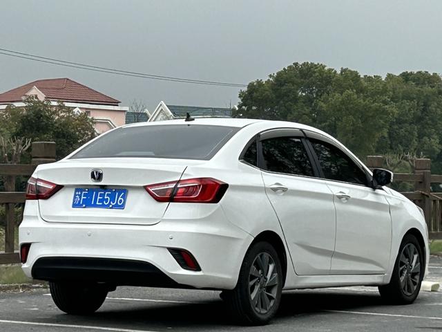 Changan Eado DT