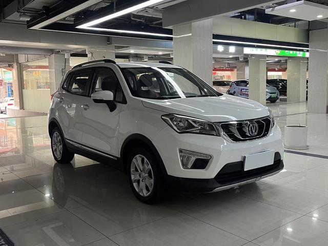 Changan CS15