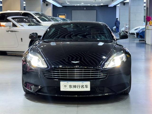 Aston Martin DB9