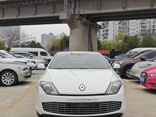 Renault Laguna