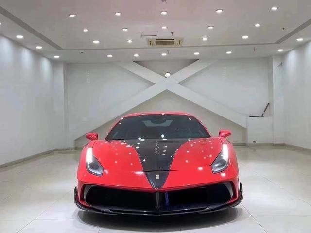 Ferrari 488