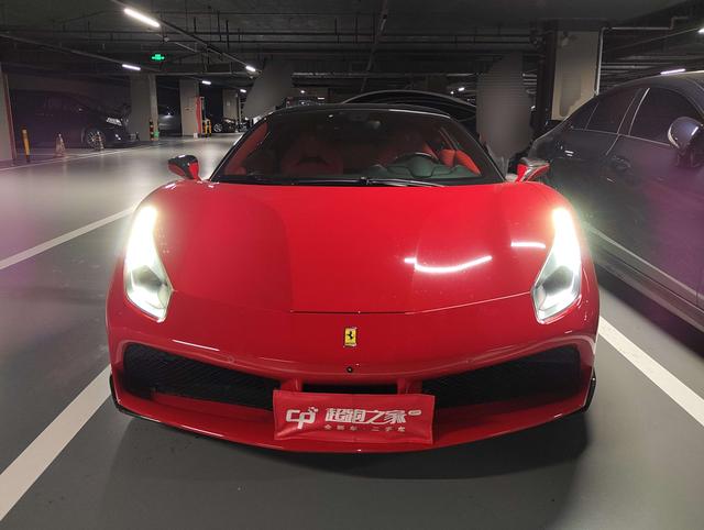 Ferrari 488