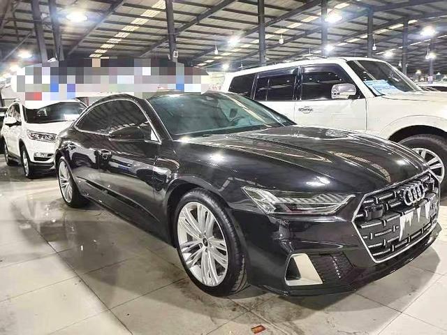 Audi A7L