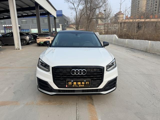 Audi Q2L