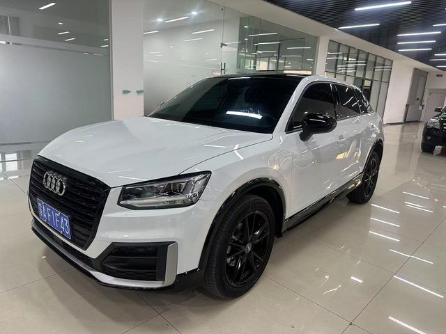 Audi Q2L