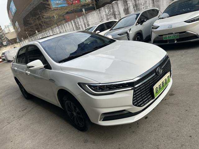 BYD QinEV