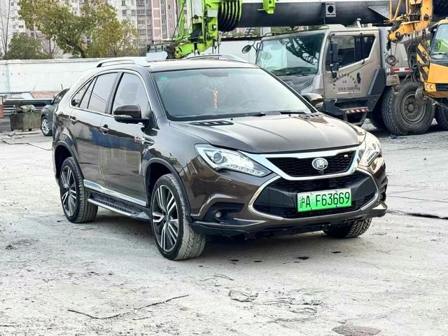 BYD Tang DM