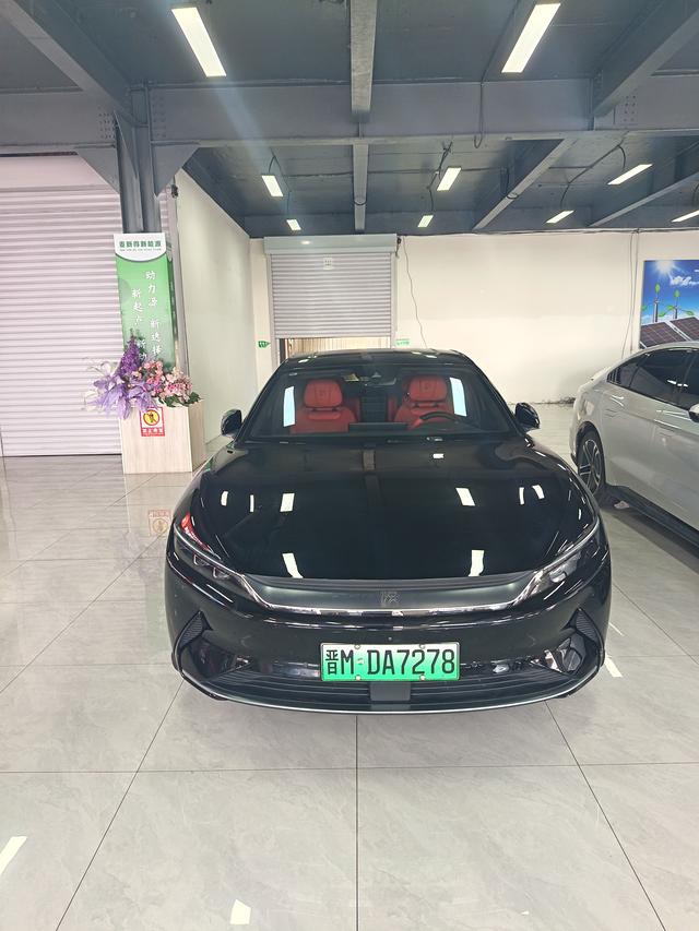 BYD Han EV