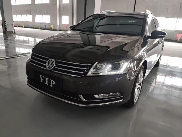 Volkswagen Magotan (imported)