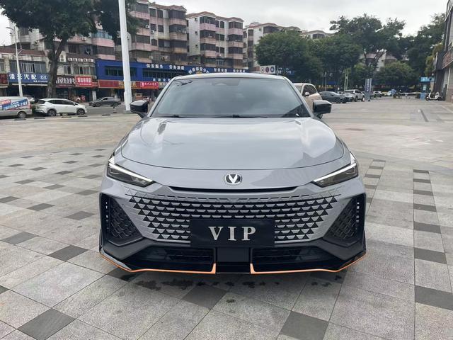 Changan UNI-V