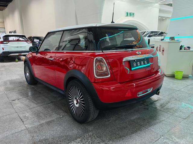 MINI MINI