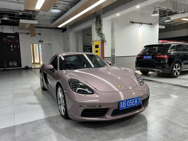 Porsche 718