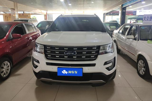 Ford Explorer (imported)