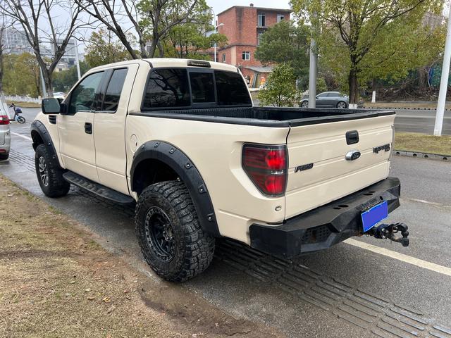 Ford F-150 Raptor