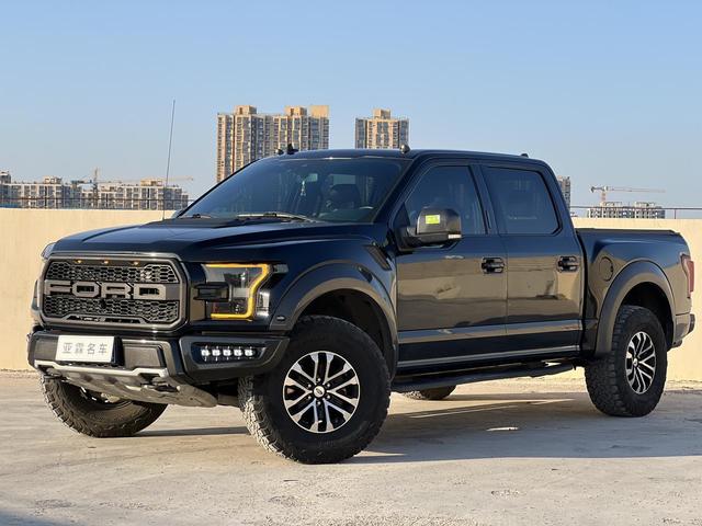 Ford F-150 Raptor