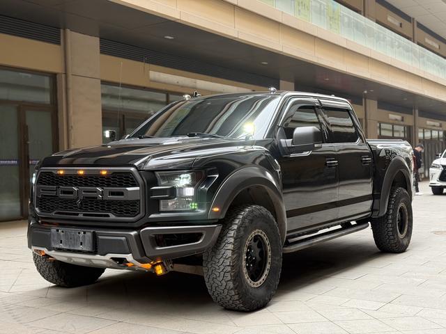 Ford F-150 Raptor