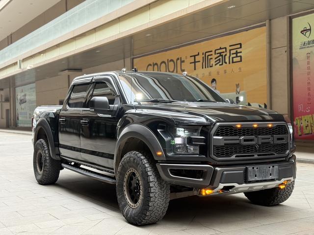 Ford F-150 Raptor