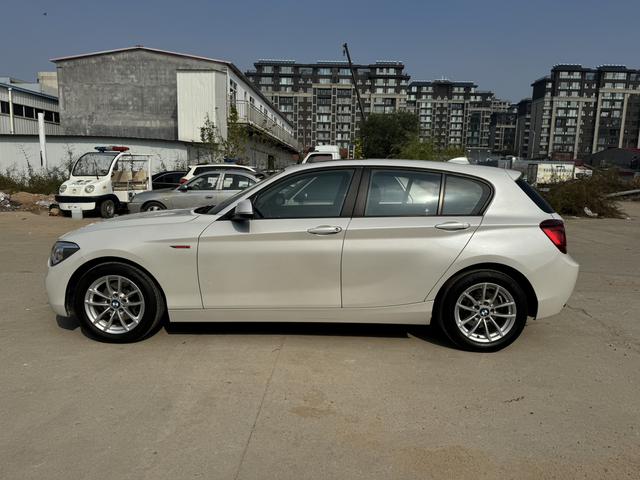 BMW 1 Series (imported)